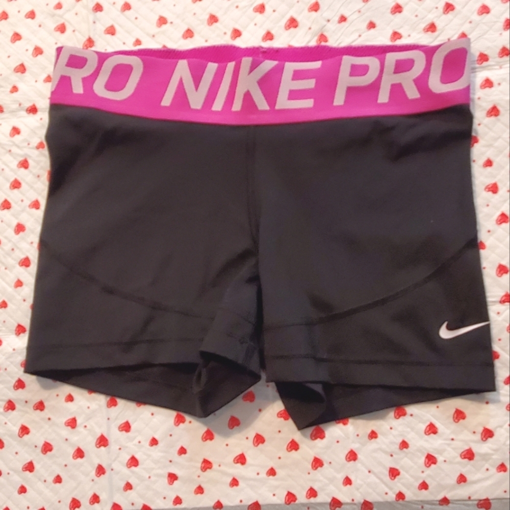 NIKE PRO SHORTS